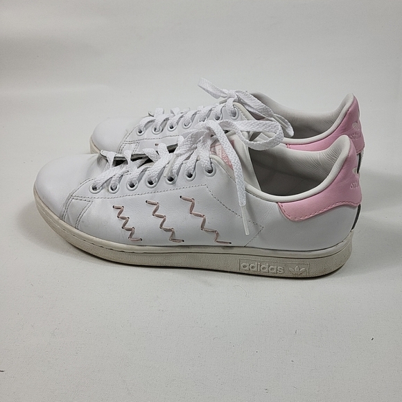 Adidas Stan Smith White Sneakers Size 8.5 - Picture 3 of 9